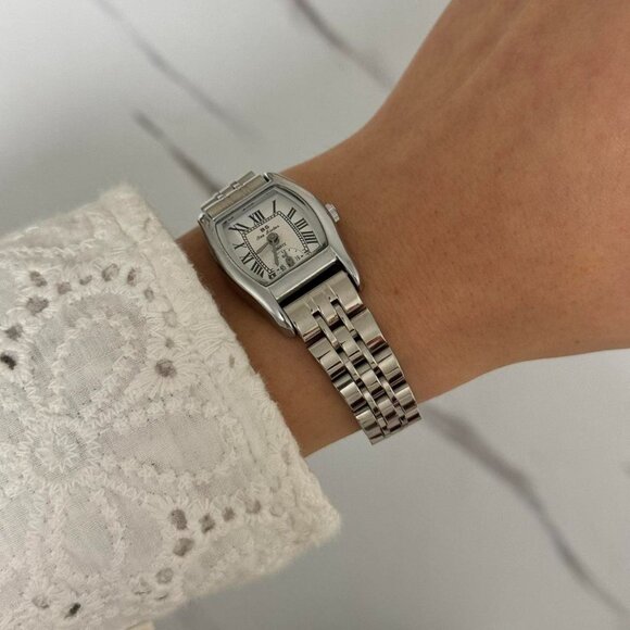 Sku:0309 vintage style silver mini watch‎ + in a gift box They fit any hand size main image 4